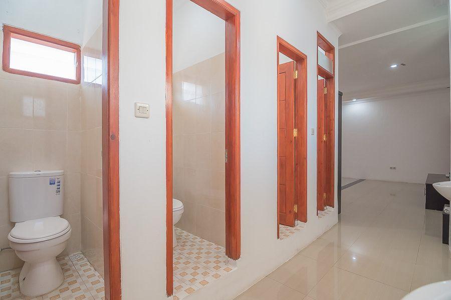 Reddoorz Near Jatinangor Town Square Otel Dış mekan fotoğraf